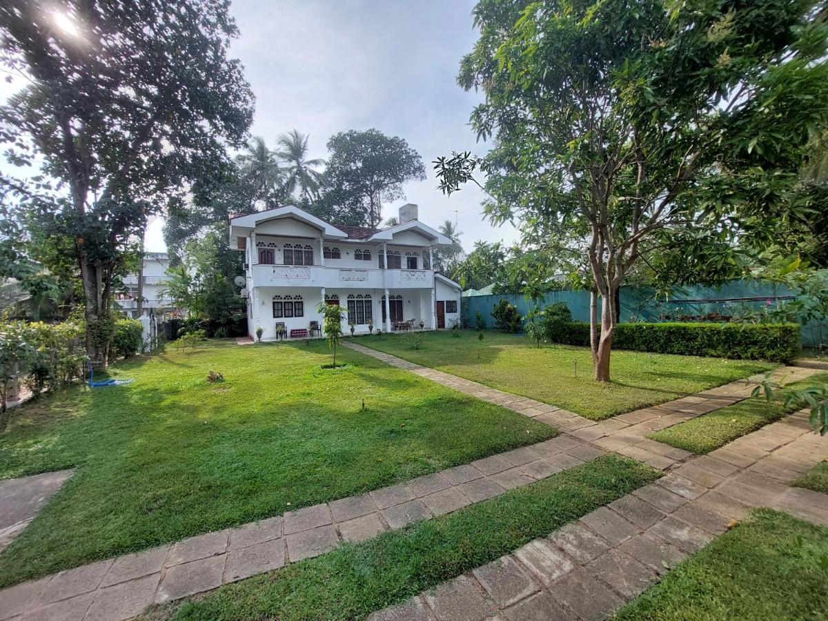 Gudsmith Home Negombo Exterior foto