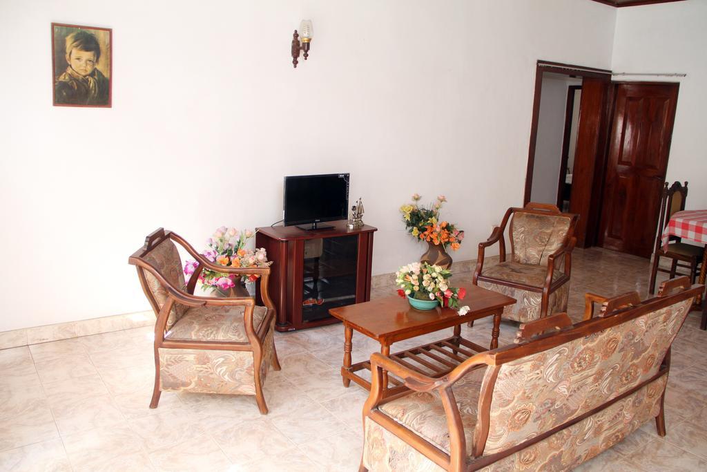 Gudsmith Home Negombo Exterior foto